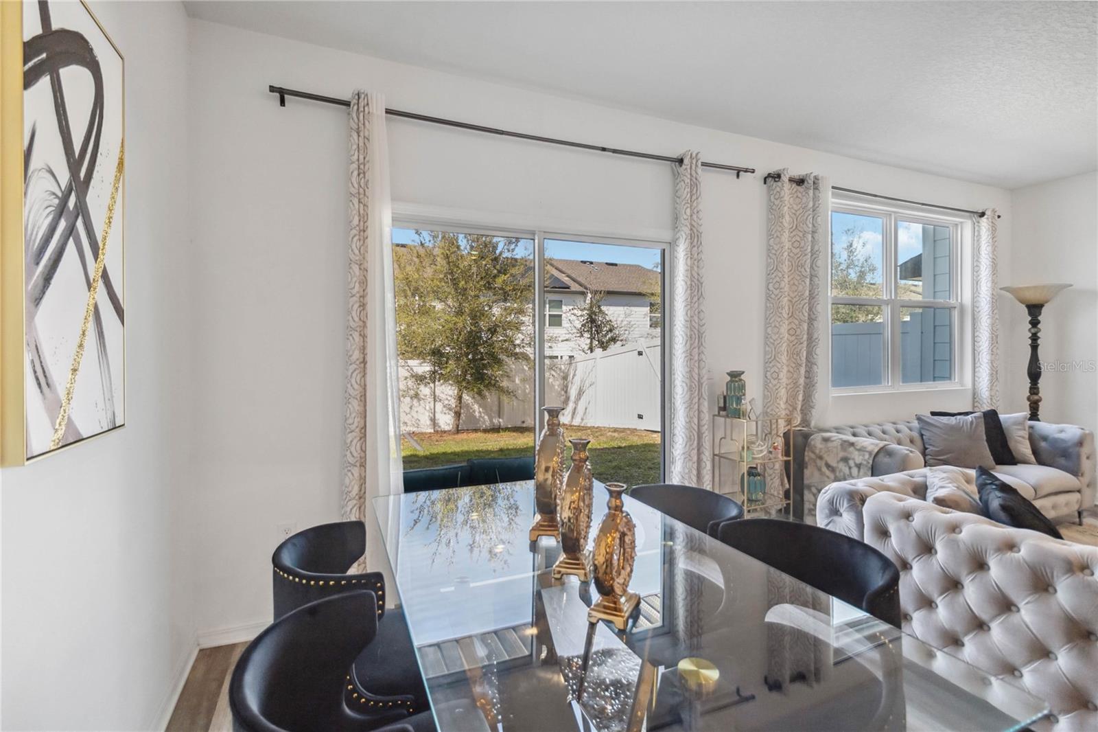 Image 13 of 33 For 916 Grandin Street