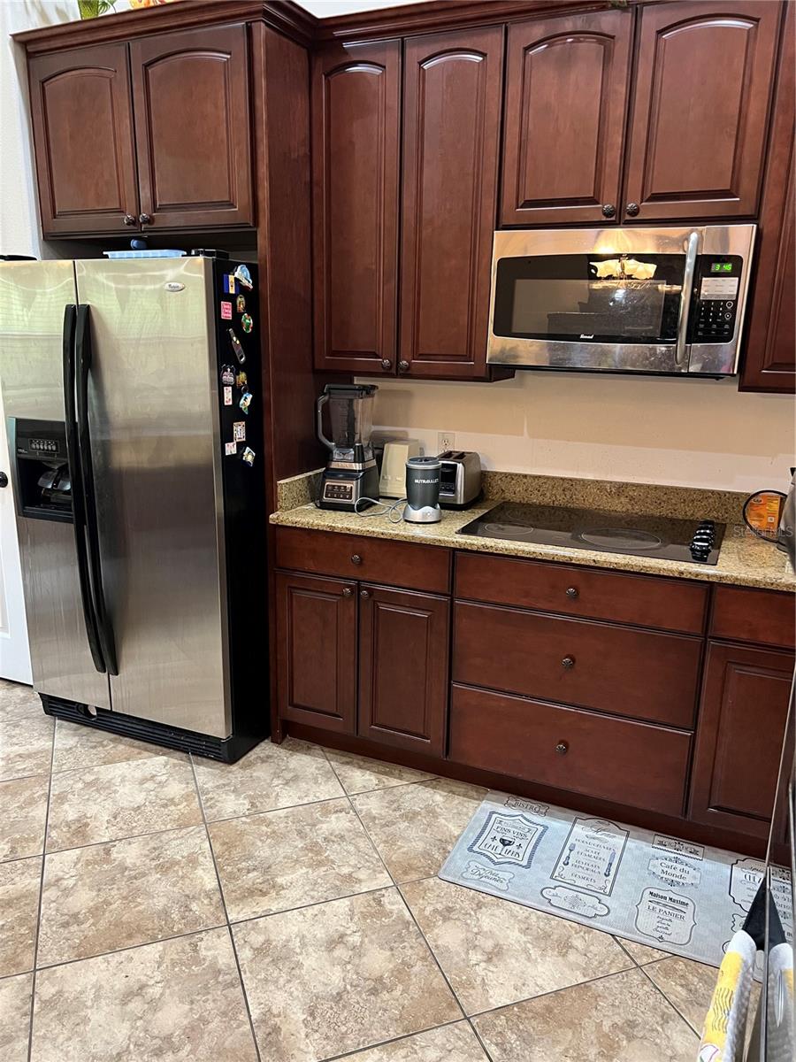 Image 13 of 50 For 619 Tapatio Lane