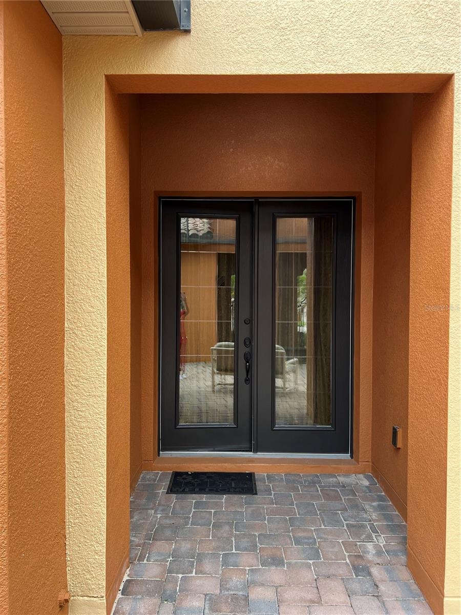 Image 3 of 50 For 619 Tapatio Lane