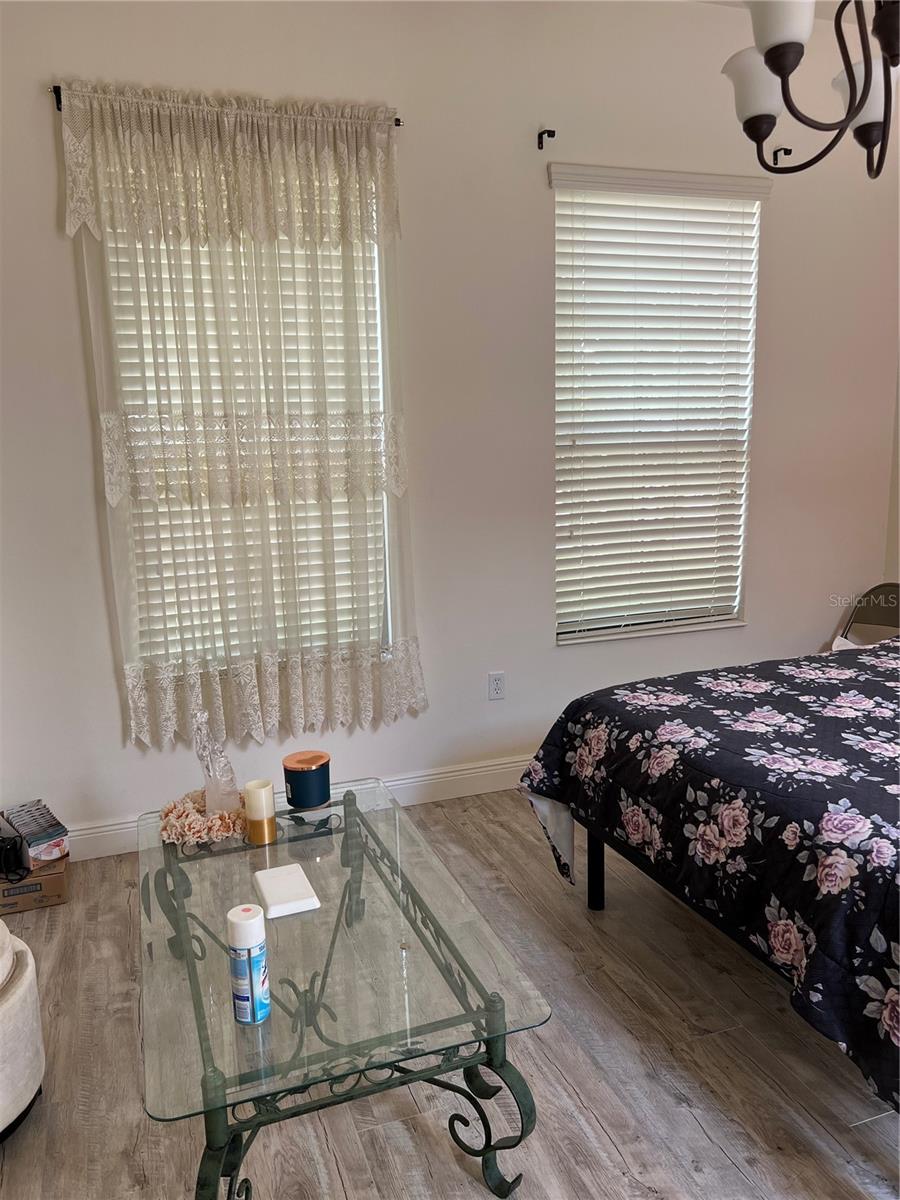 Image 42 of 50 For 619 Tapatio Lane
