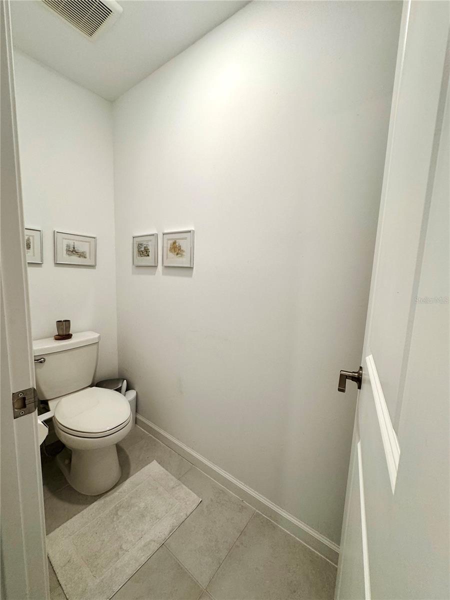 Image 14 of 42 For 4240 Thurso Lane