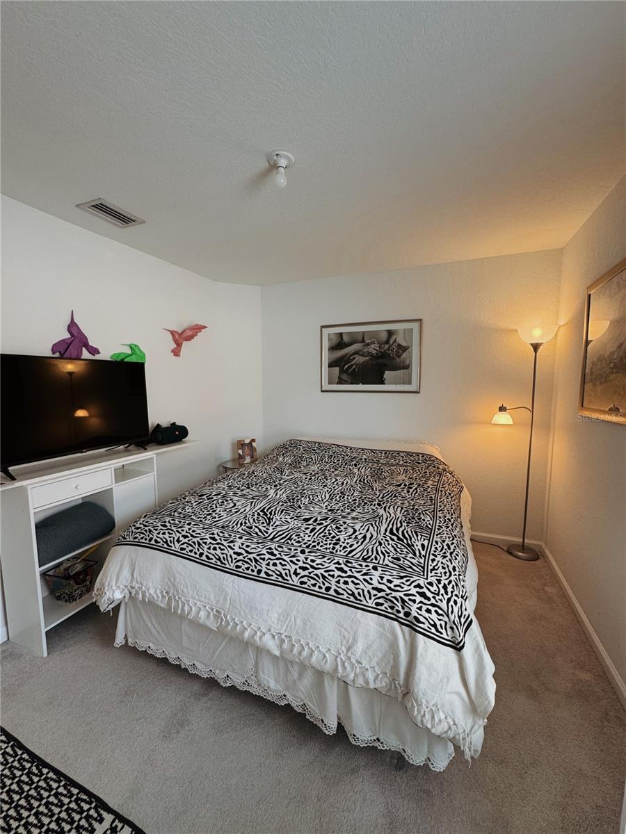 Image 33 of 42 For 4240 Thurso Lane