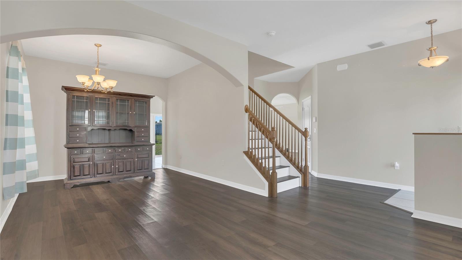 Image 5 of 23 For 545 Fairhaven Drive