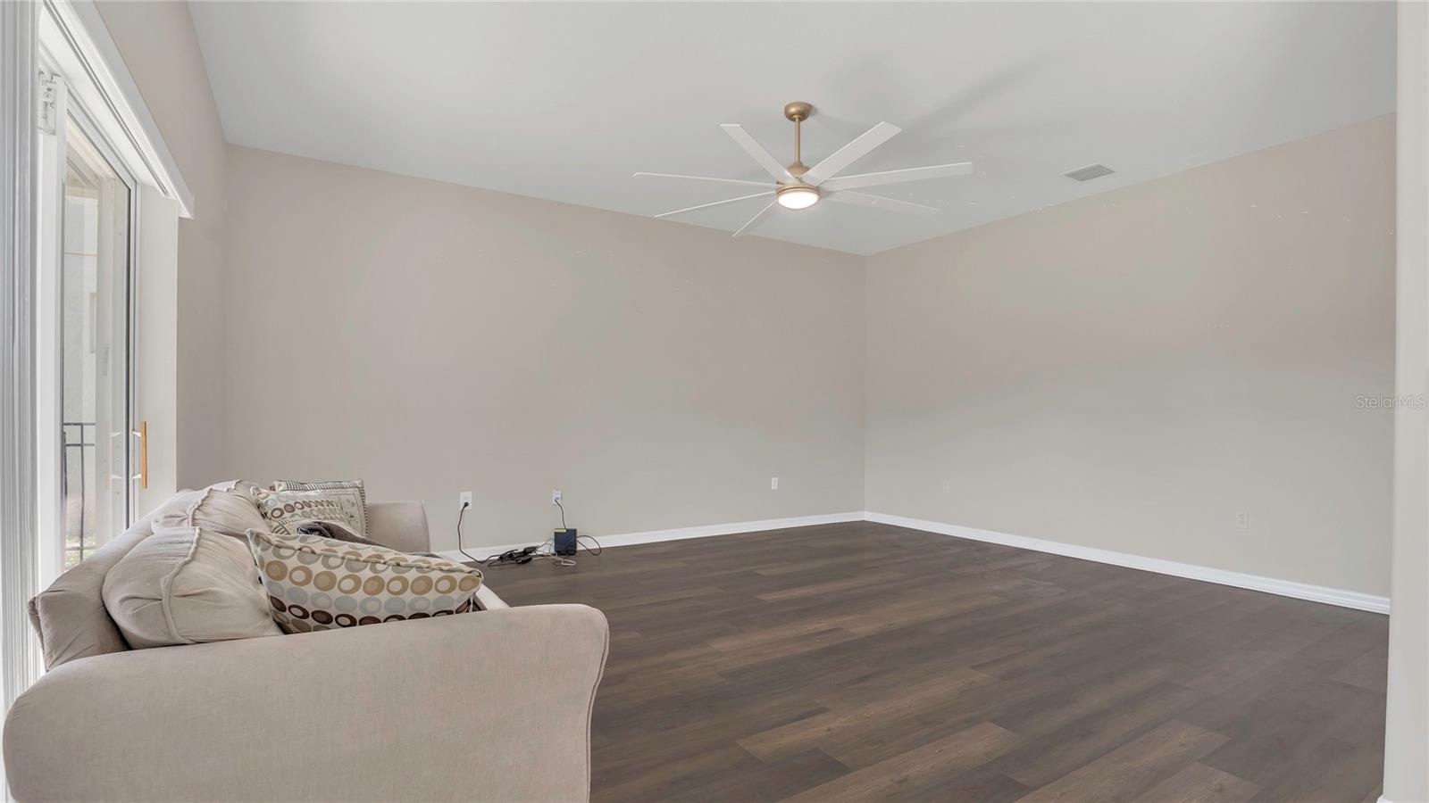 Image 6 of 23 For 545 Fairhaven Drive