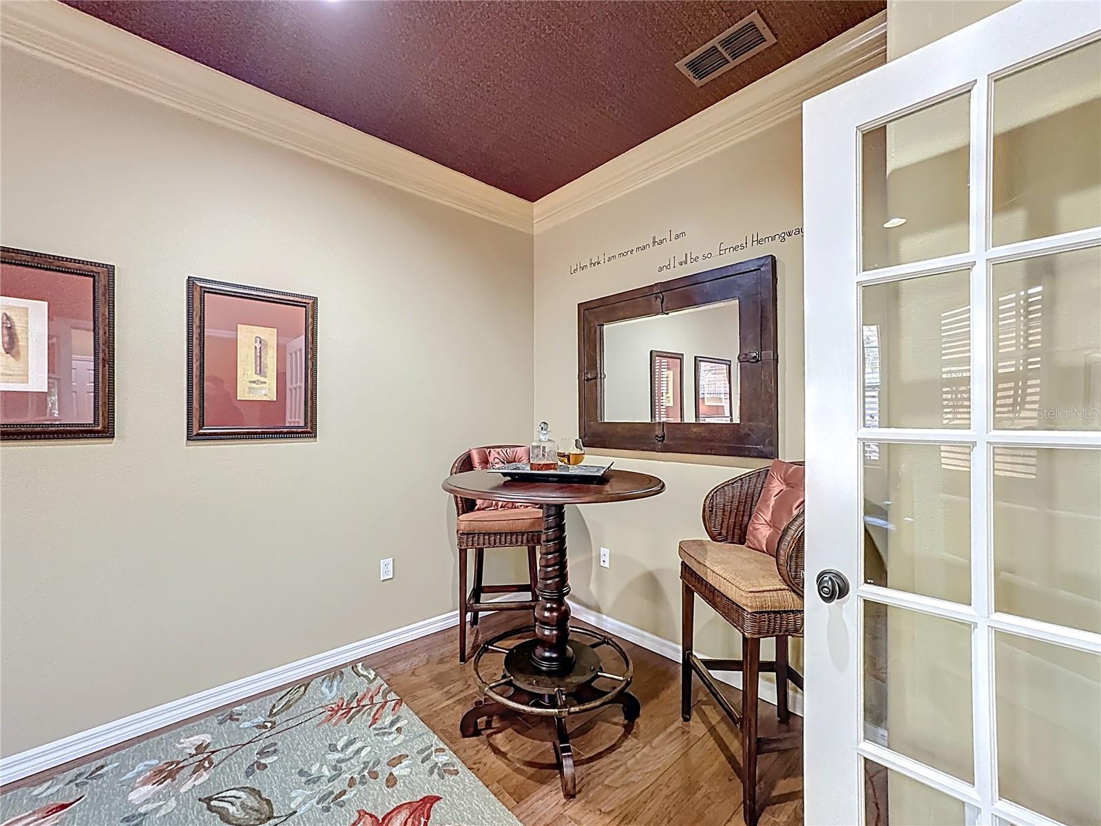 Image 10 of 64 For 2340 Palm Tree Drive