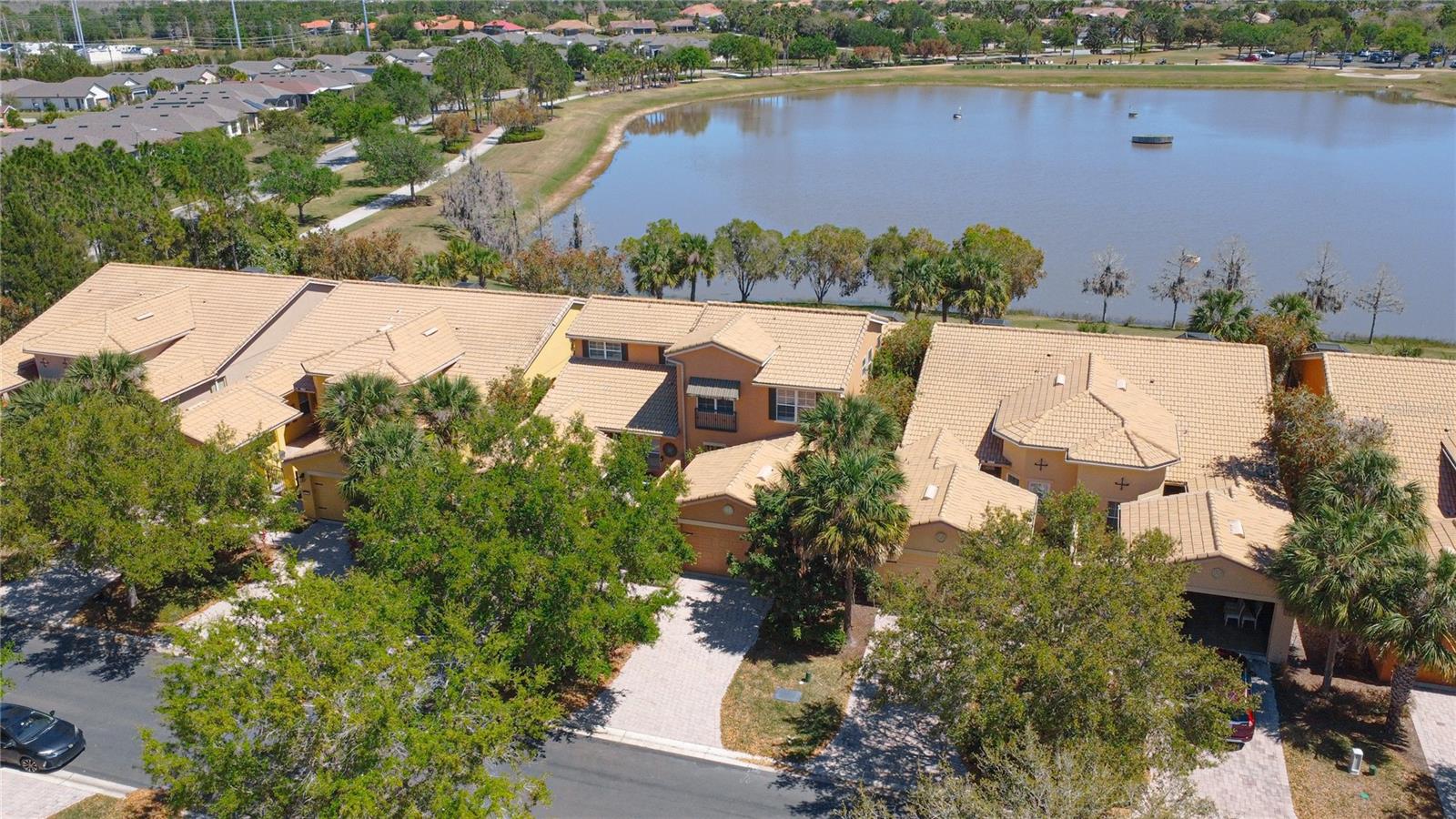Image 5 of 64 For 2340 Palm Tree Drive