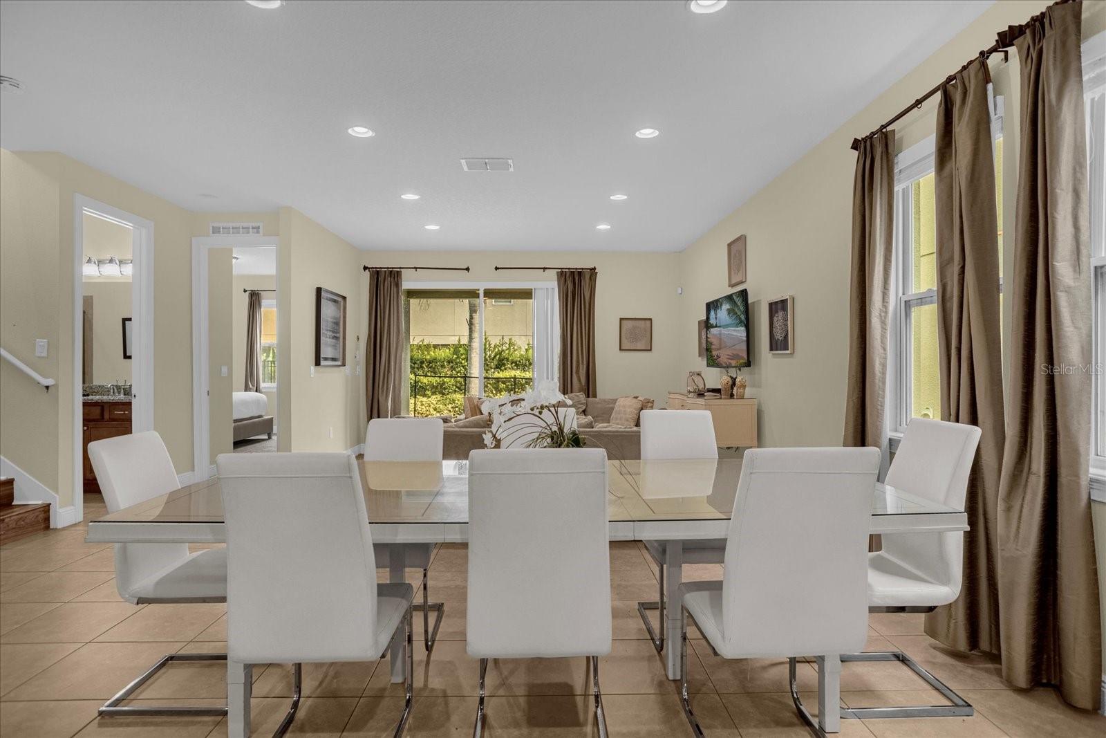 Image 10 of 51 For 7615 Brookhurst Lane