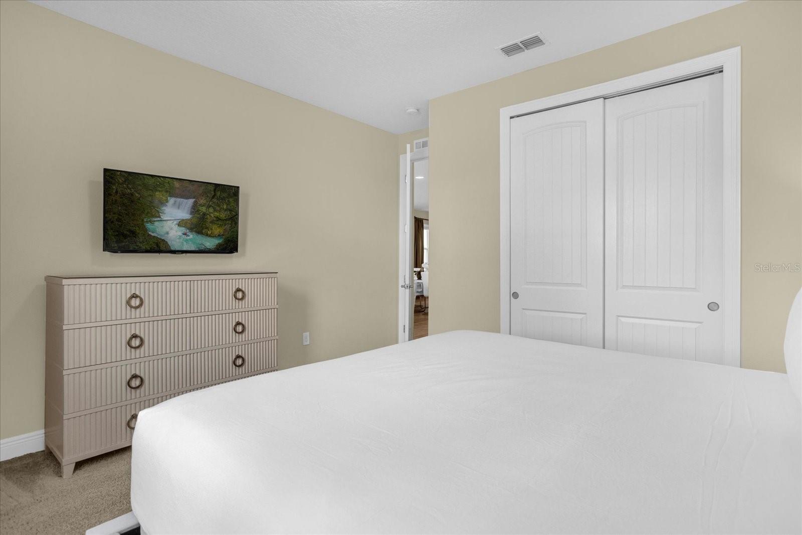 Image 16 of 51 For 7615 Brookhurst Lane