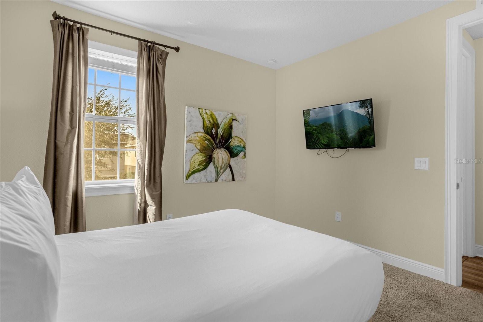 Image 37 of 51 For 7615 Brookhurst Lane