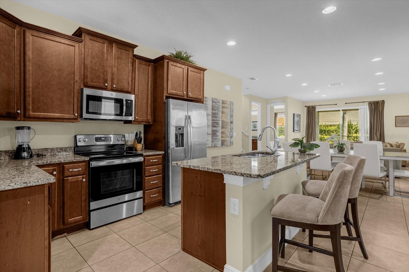 Image 5 of 51 For 7615 Brookhurst Lane