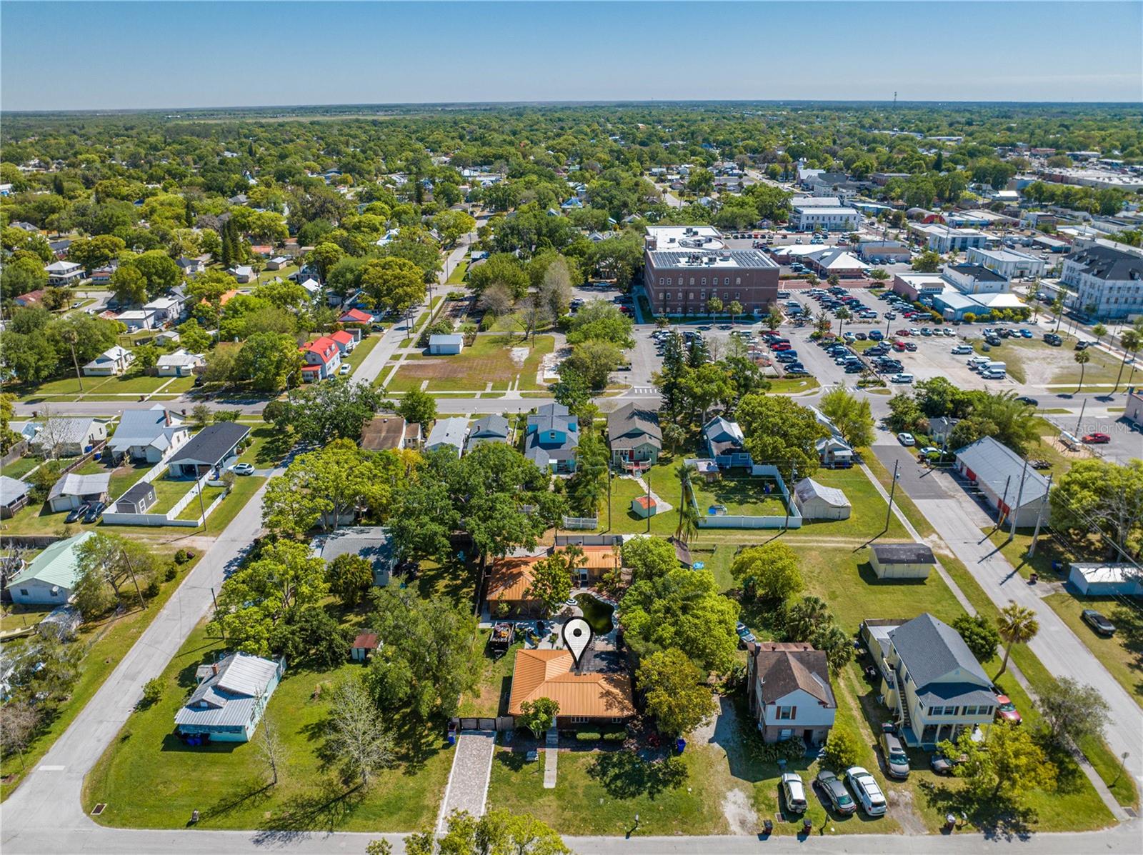 Image 17 of 99 For 815 Kentucky Avenue