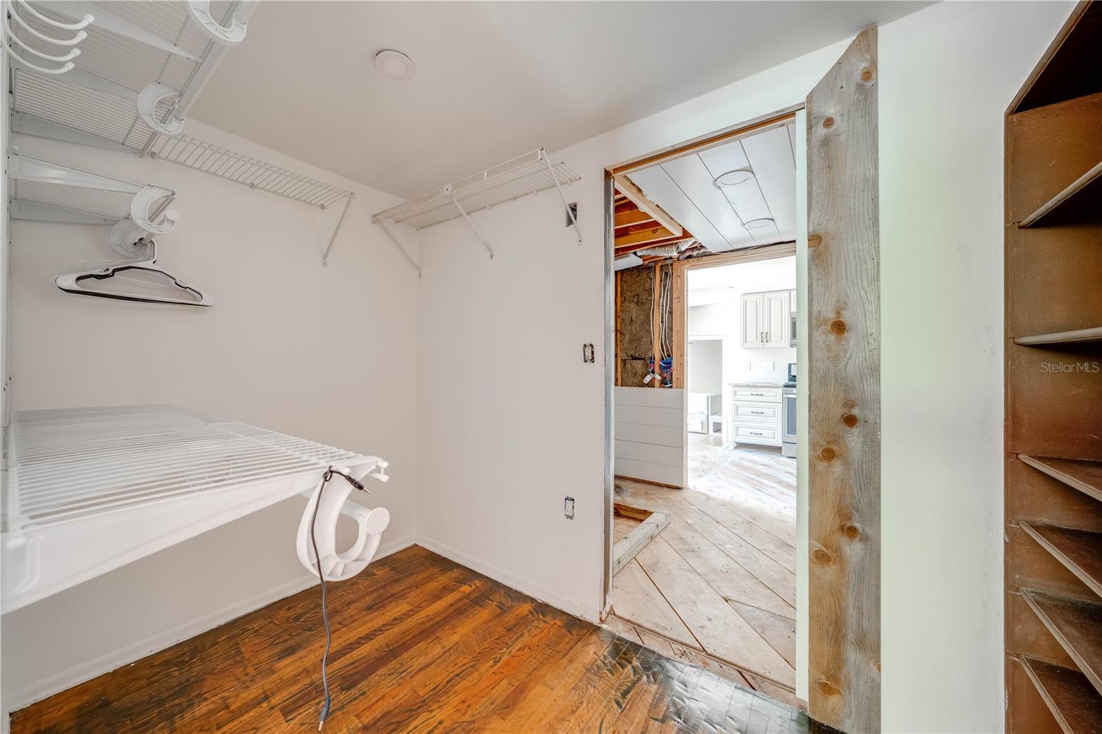 Image 60 of 99 For 815 Kentucky Avenue