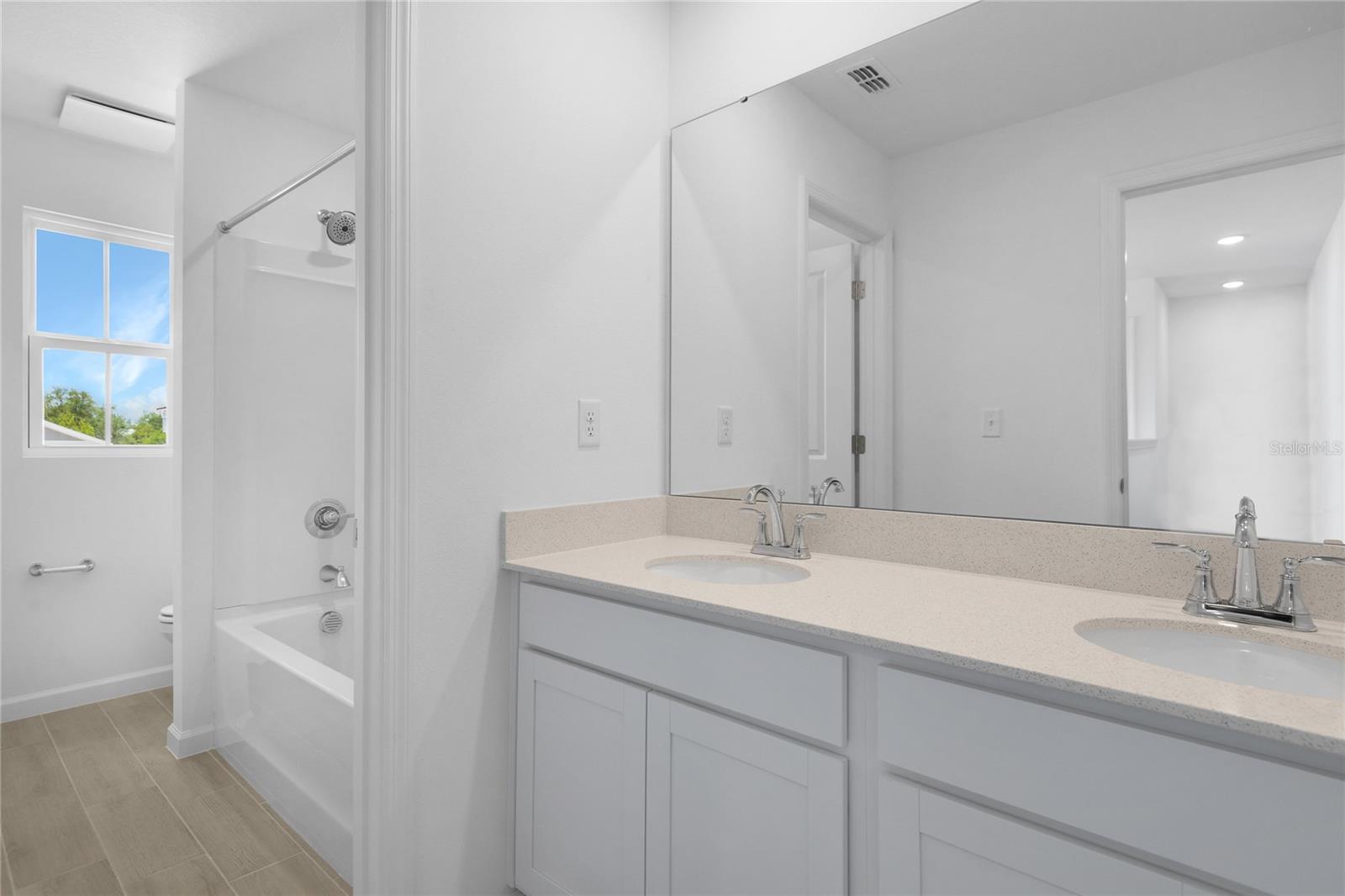 Image 14 of 20 For 1138 Olivine Avenue