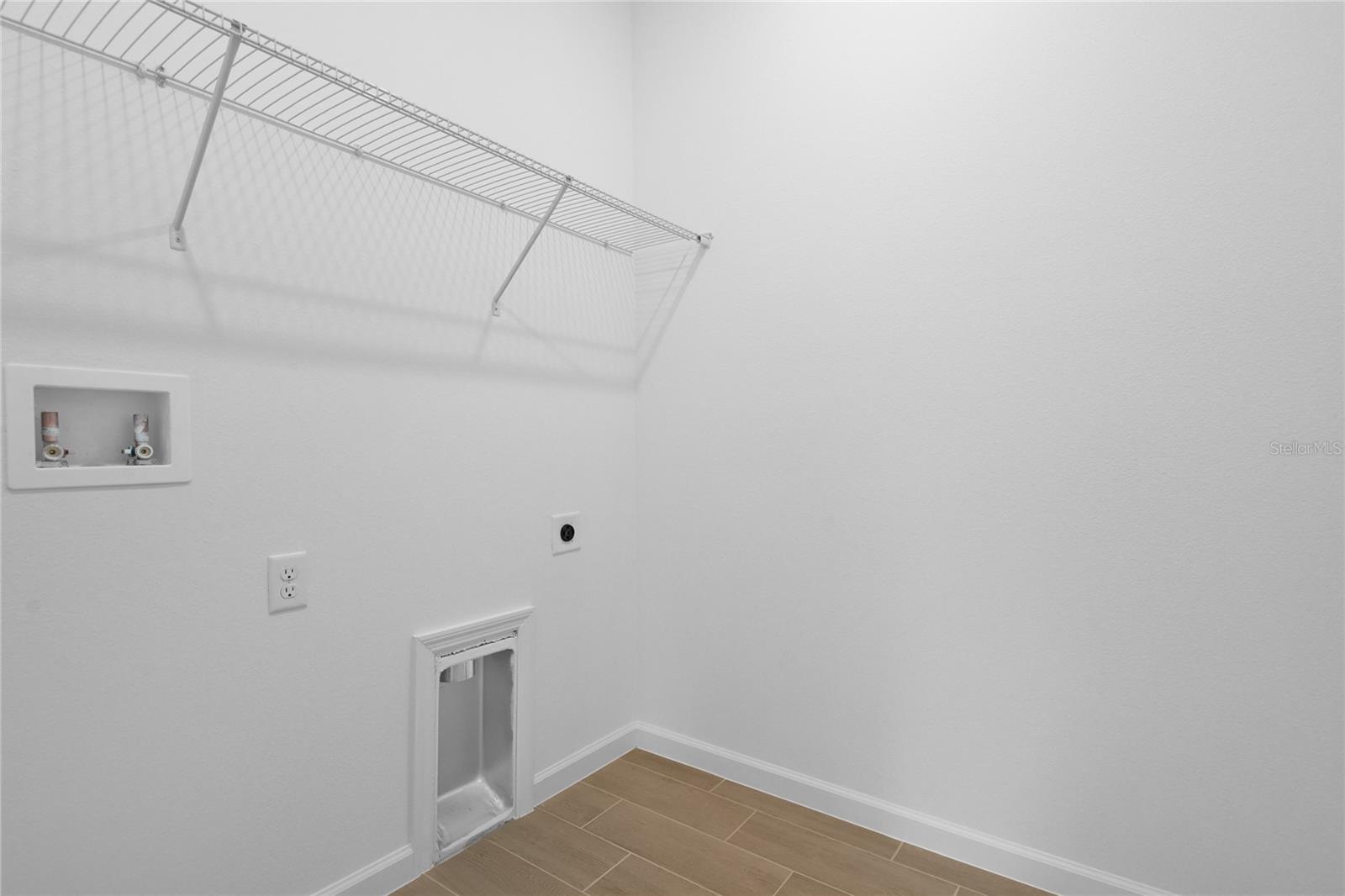 Image 17 of 20 For 1138 Olivine Avenue