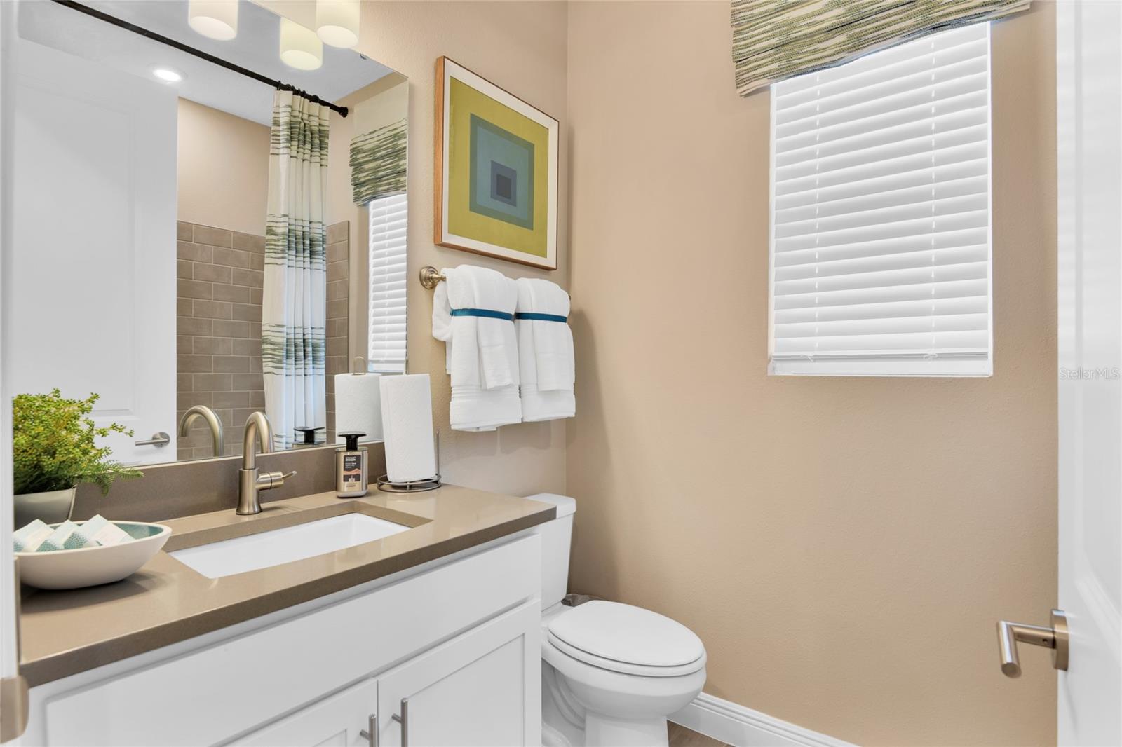 Image 15 of 19 For 1039 Wisteria Way