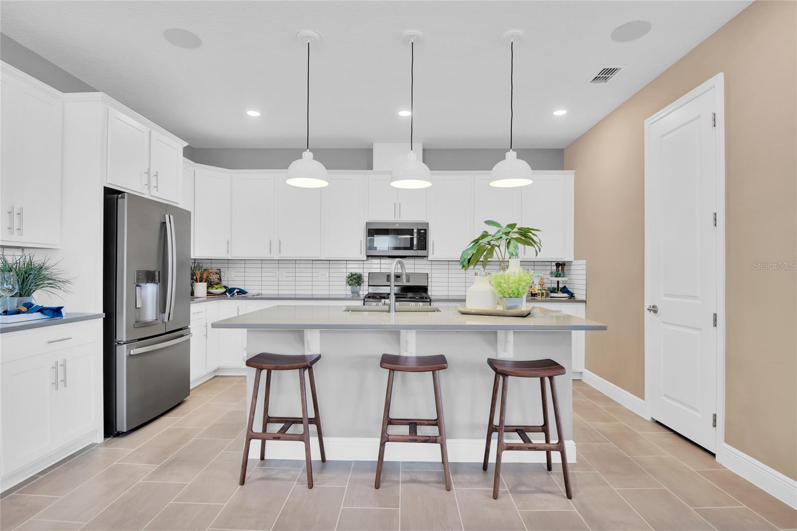 Image 4 of 19 For 1039 Wisteria Way