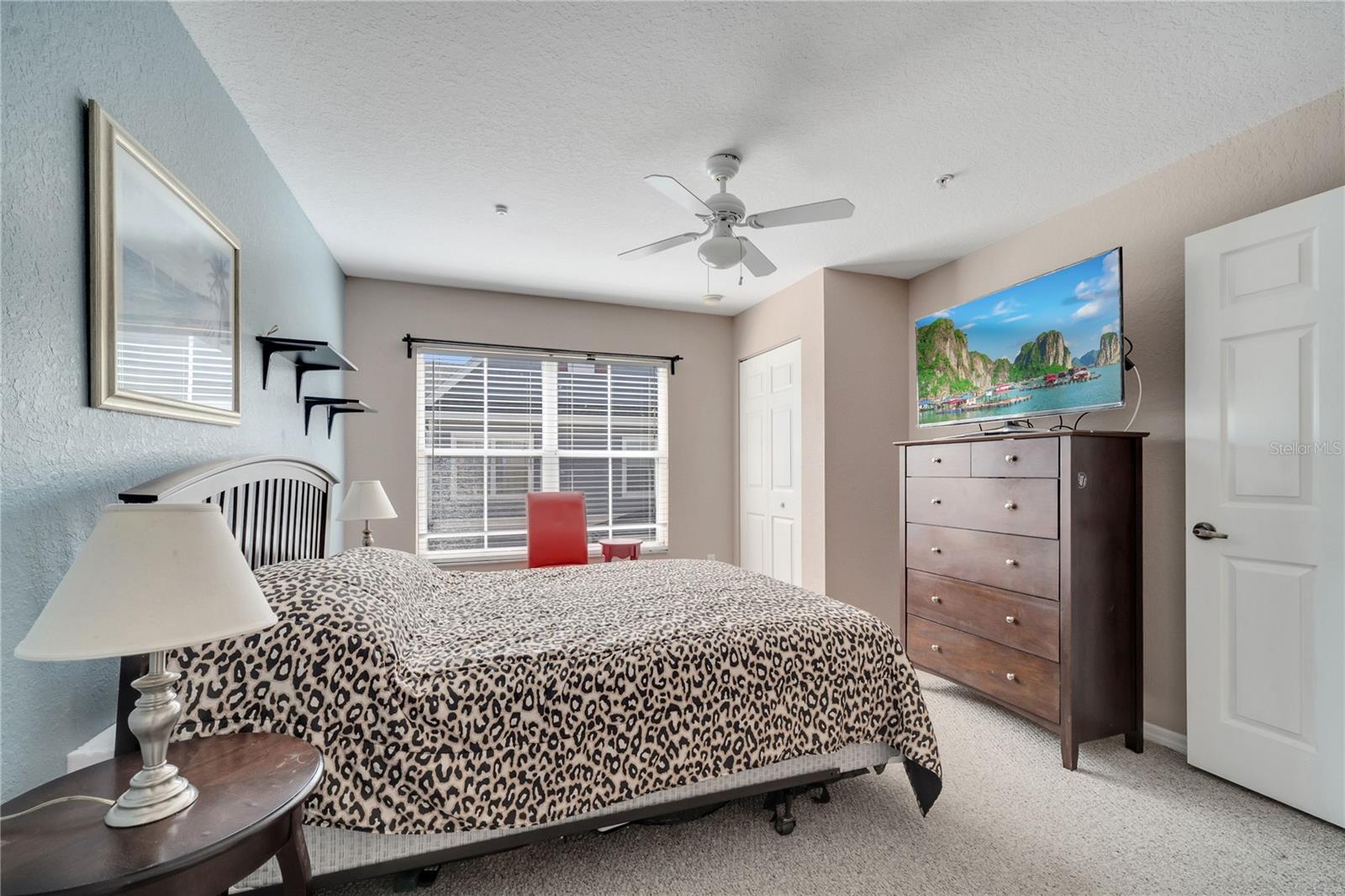 Image 22 of 33 For 4561 Yellowgold Road E 107