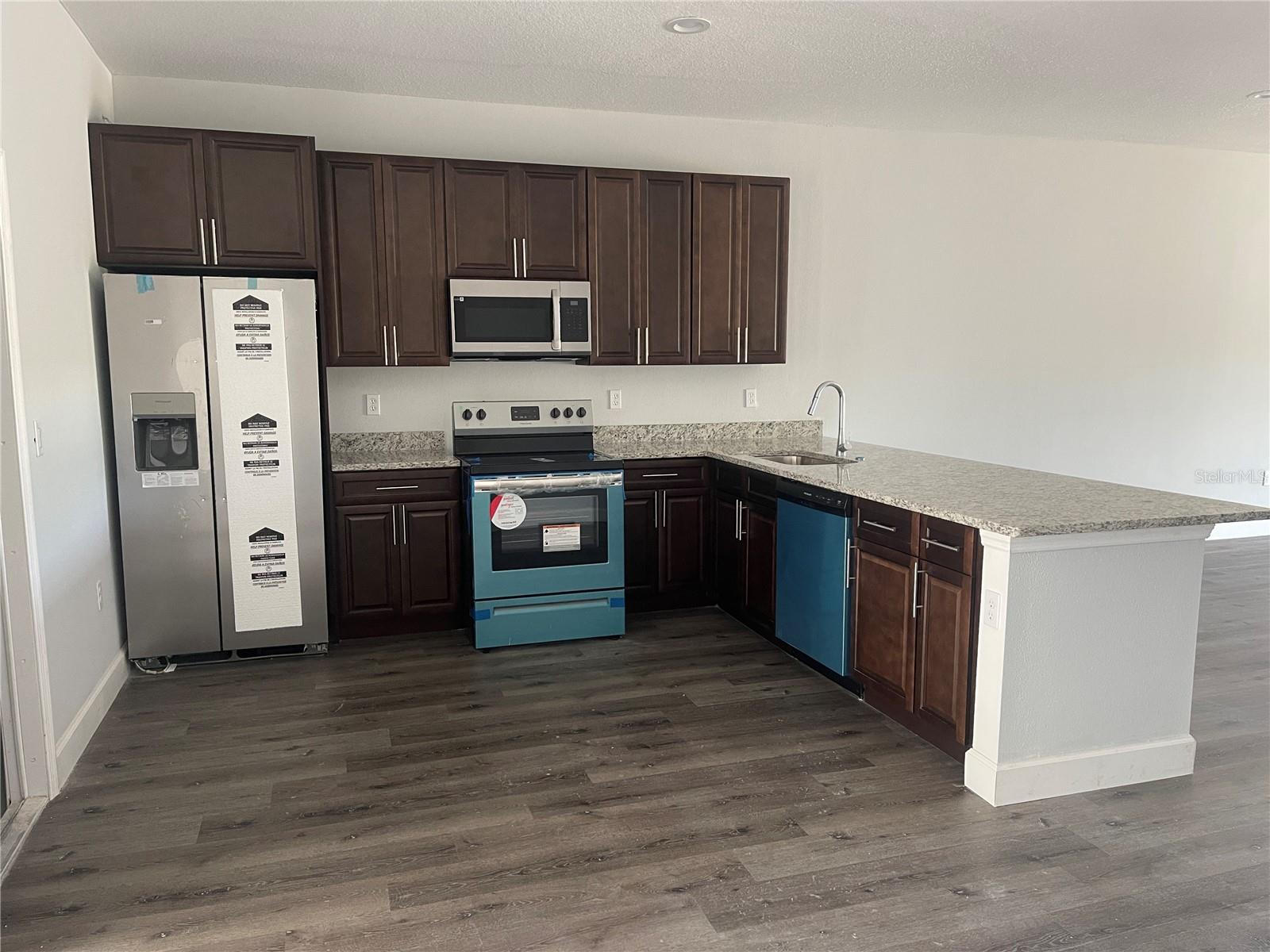 Image 39 of 49 For 9301 Agate Street