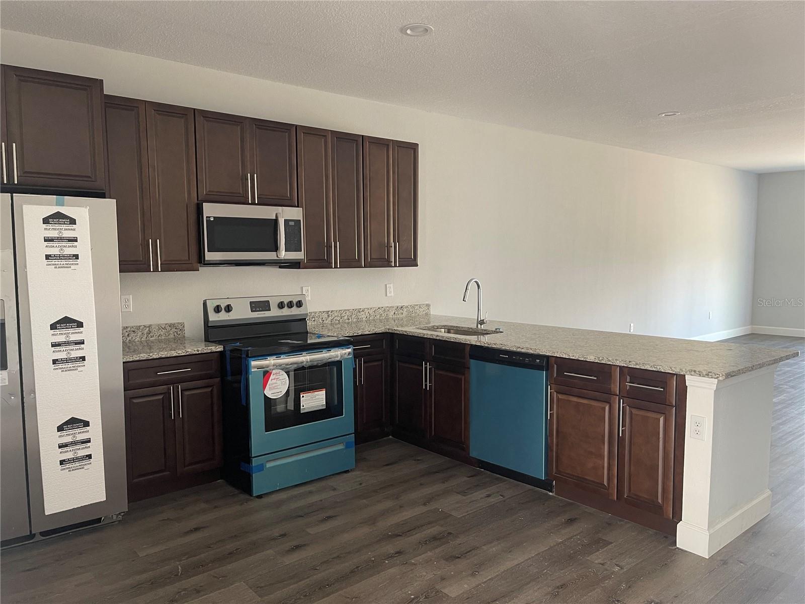 Image 41 of 49 For 9301 Agate Street