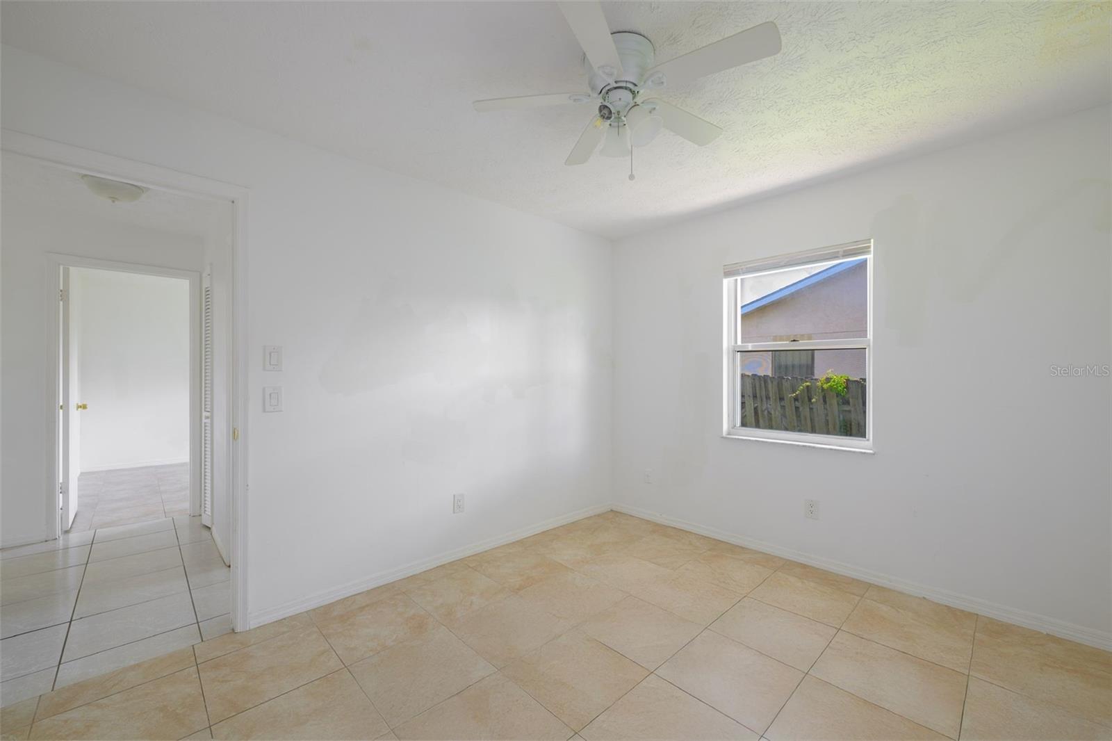Image 28 of 34 For 554 Twylite Terrace