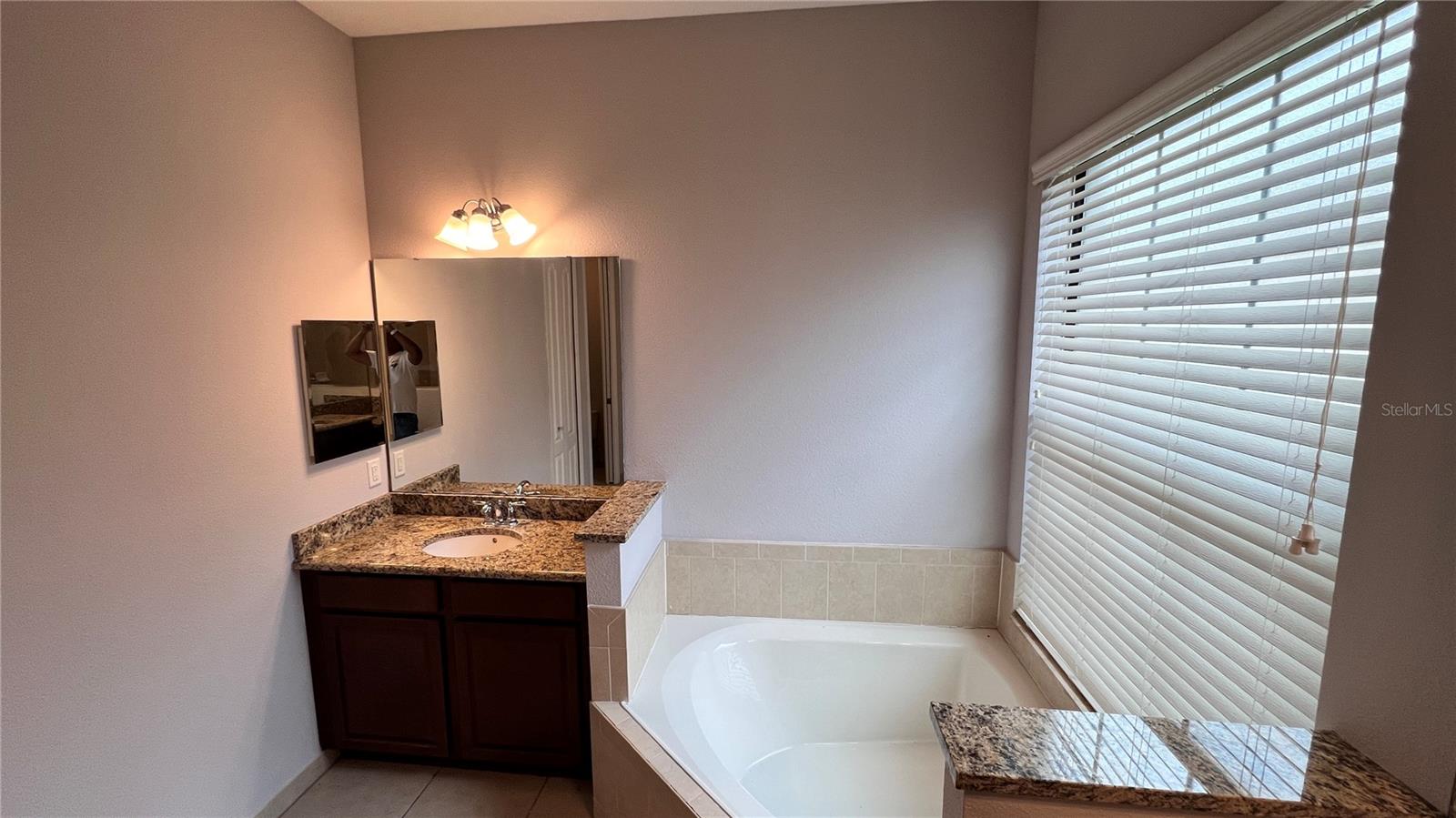 Image 24 of 64 For 10459 Stapeley Drive