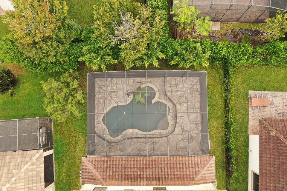 Image 55 of 64 For 10459 Stapeley Drive