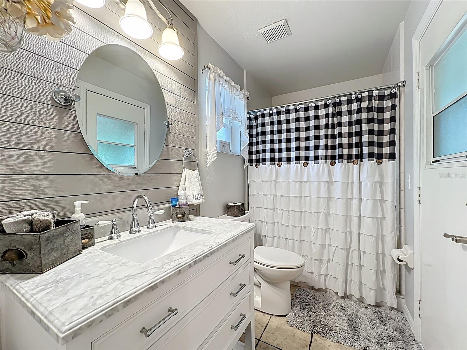Image 34 of 51 For 4907 Raylene Way