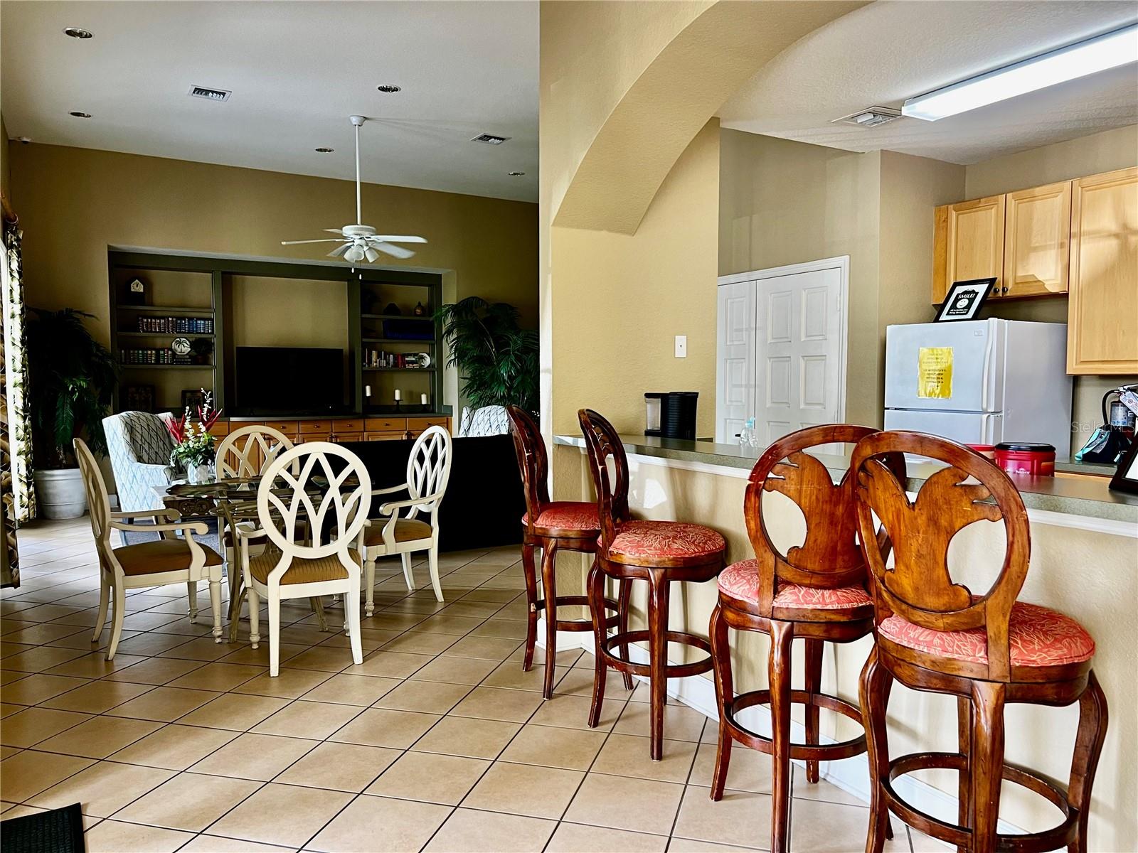 Image 30 of 34 For 4004 Venetian Bay Drive 106