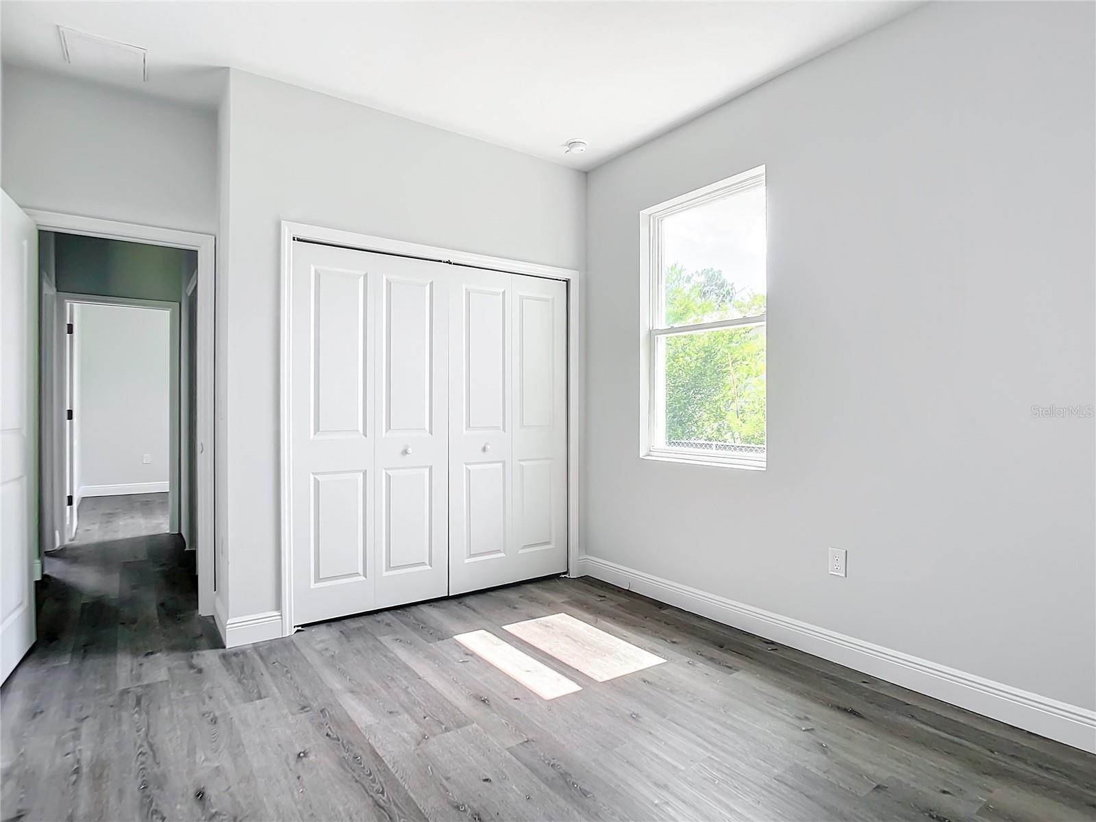Image 17 of 52 For 23113 Brewer Avenue