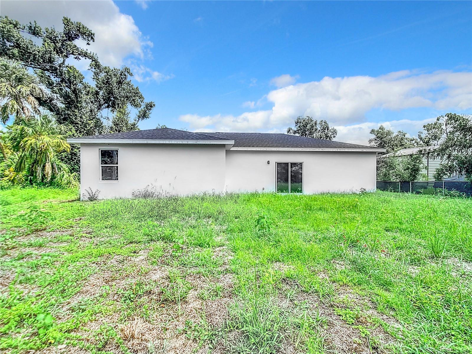 Image 31 of 52 For 23113 Brewer Avenue