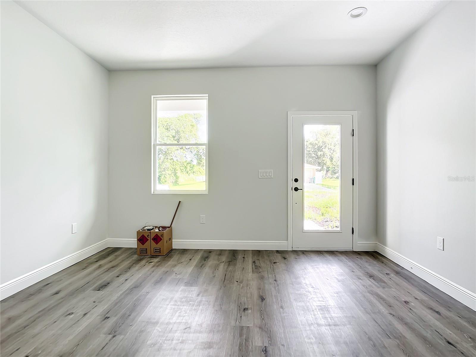 Image 4 of 52 For 23113 Brewer Avenue