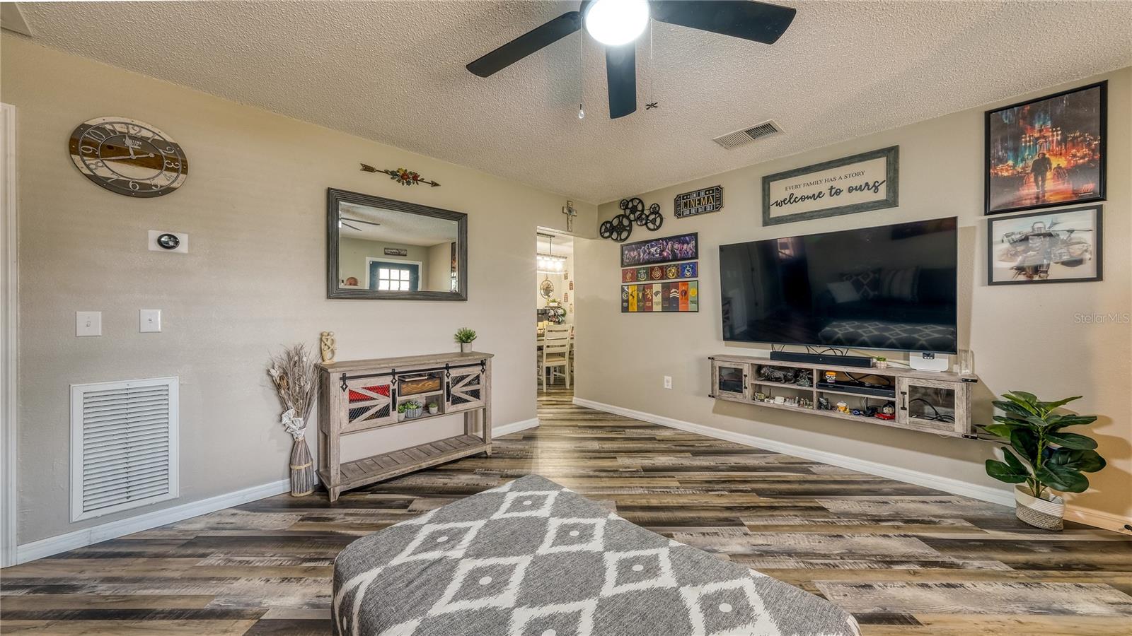 Image 11 of 35 For 2122 Lake Boulevard