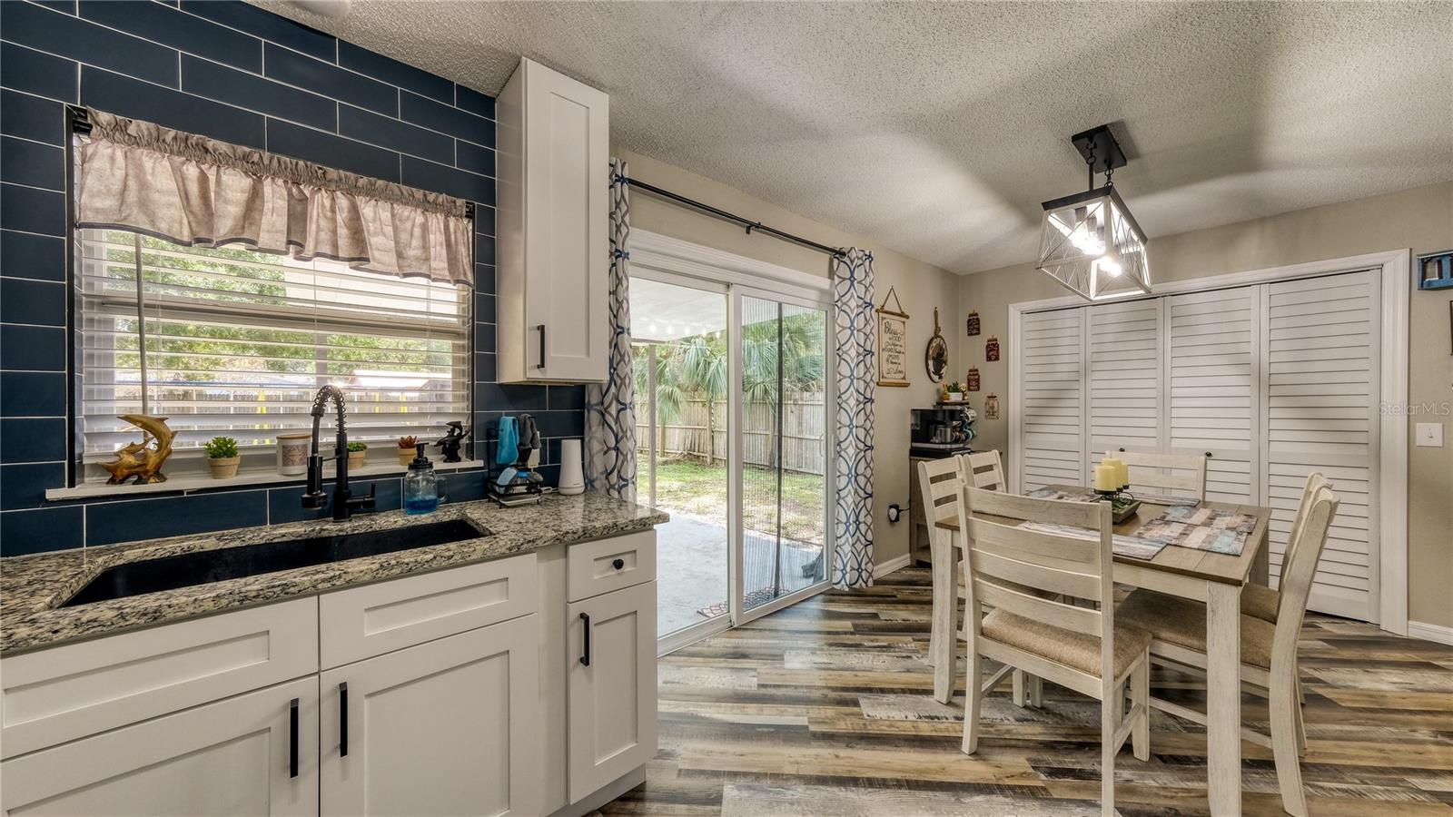 Image 15 of 35 For 2122 Lake Boulevard