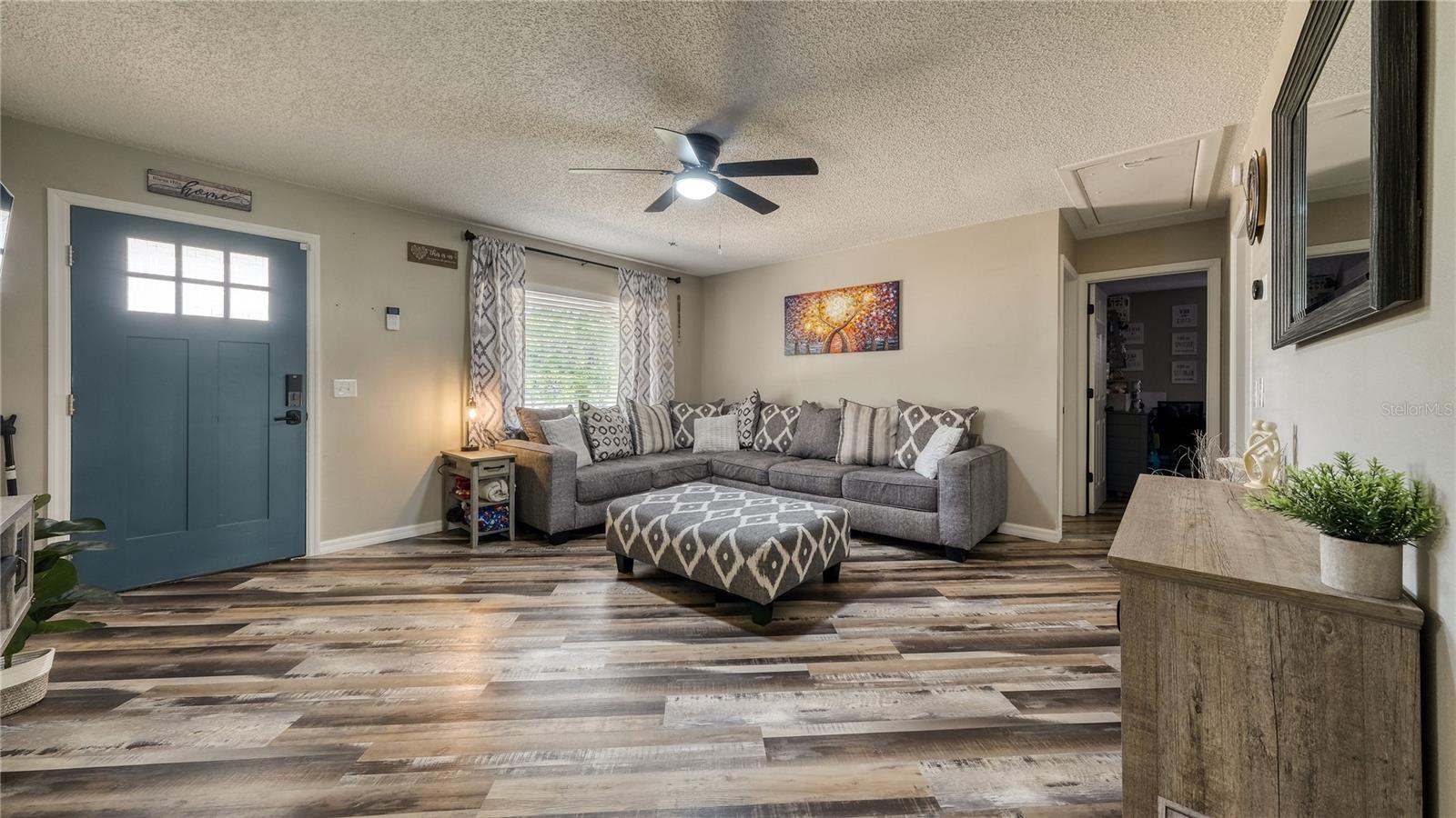 Image 6 of 35 For 2122 Lake Boulevard