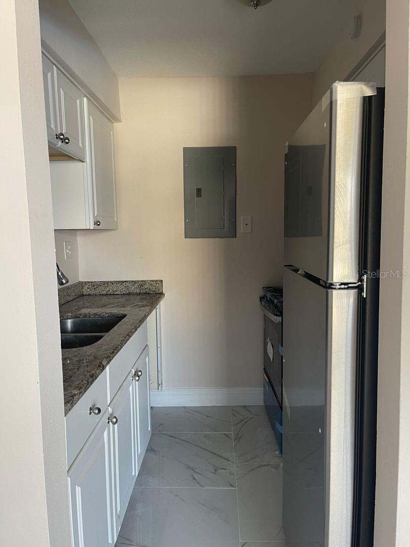 Image 10 of 20 For 7341 Daniel Webster Drive D