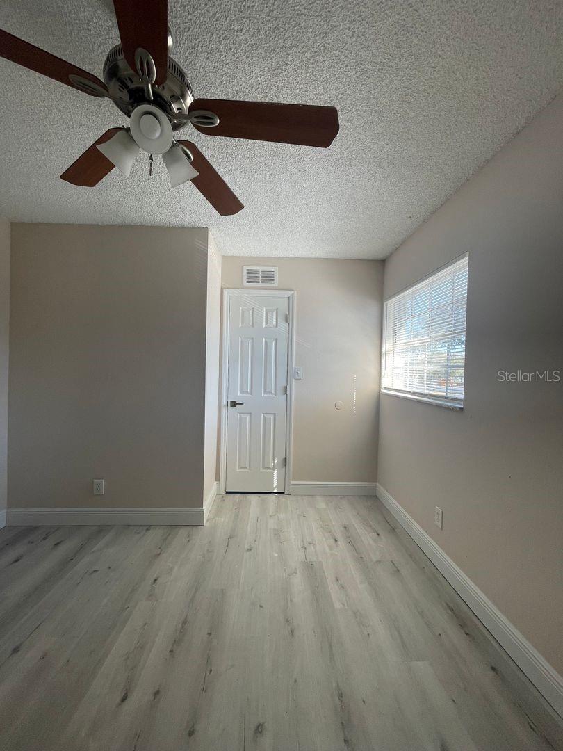Image 11 of 20 For 7341 Daniel Webster Drive D