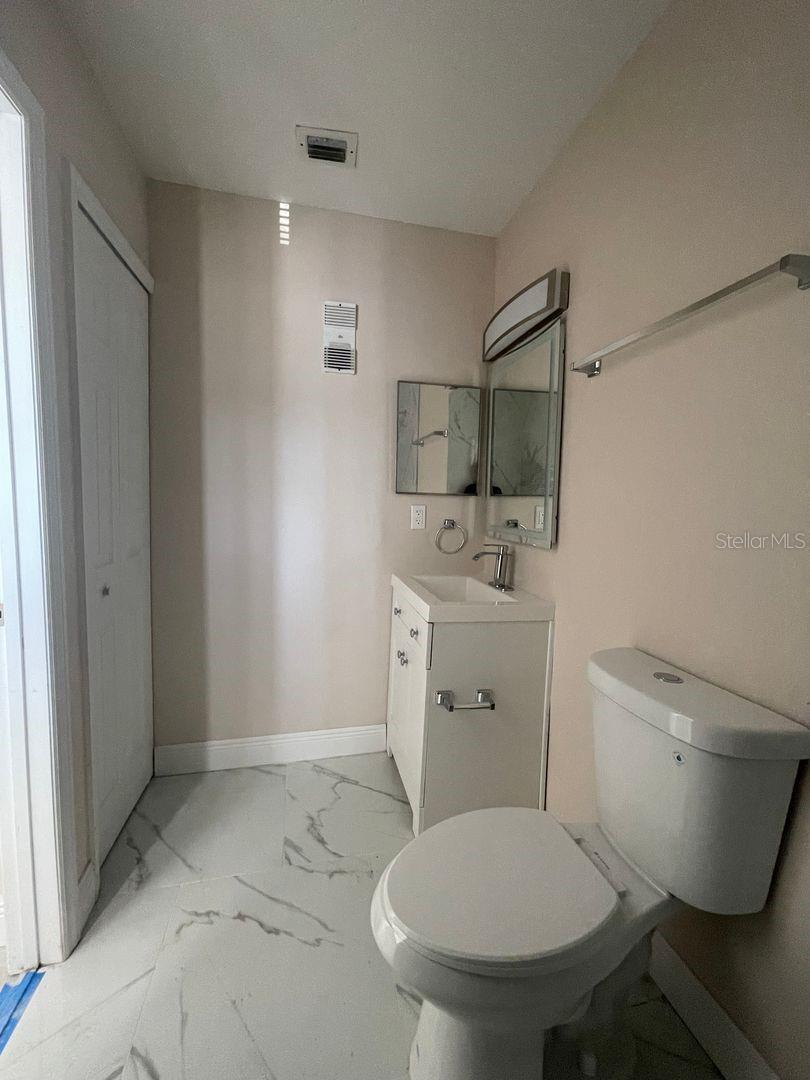 Image 16 of 20 For 7341 Daniel Webster Drive D