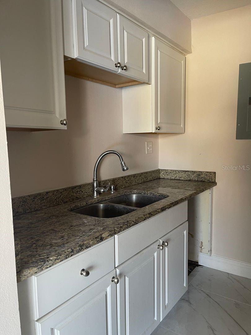 Image 9 of 20 For 7341 Daniel Webster Drive D