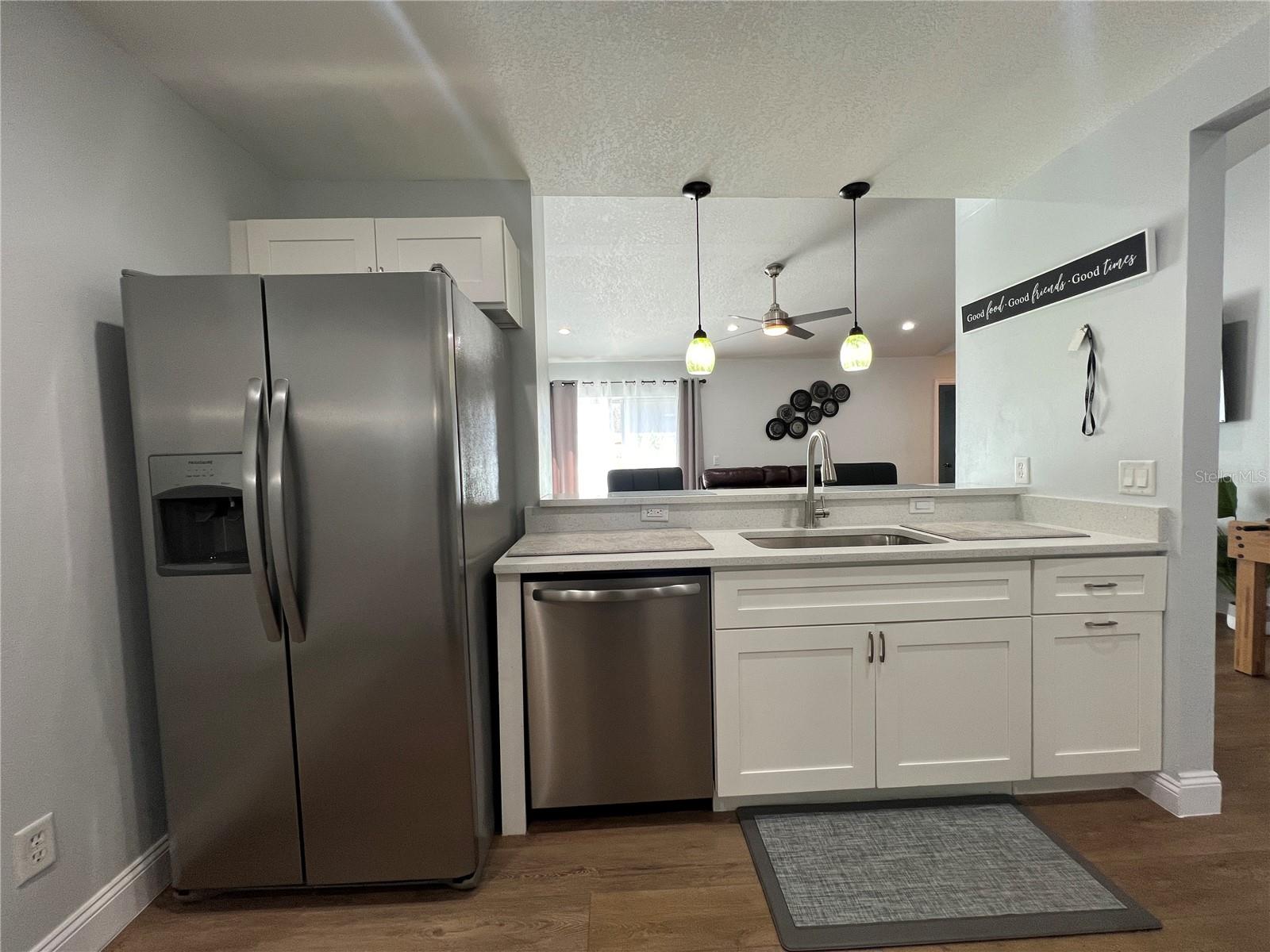 Image 4 of 36 For 4628 Prairie Point Boulevard