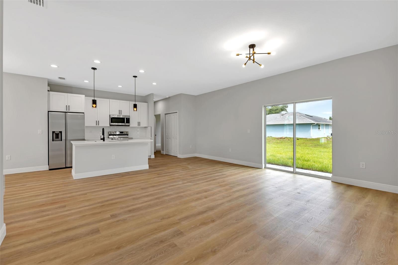 Image 18 of 18 For 924 Tropical Avenue Nw