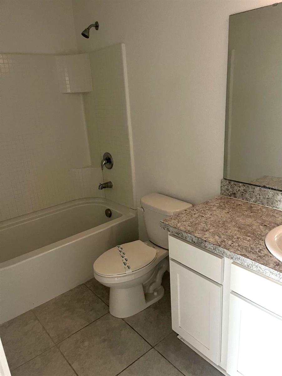 Image 15 of 25 For 1116 Merrill Street