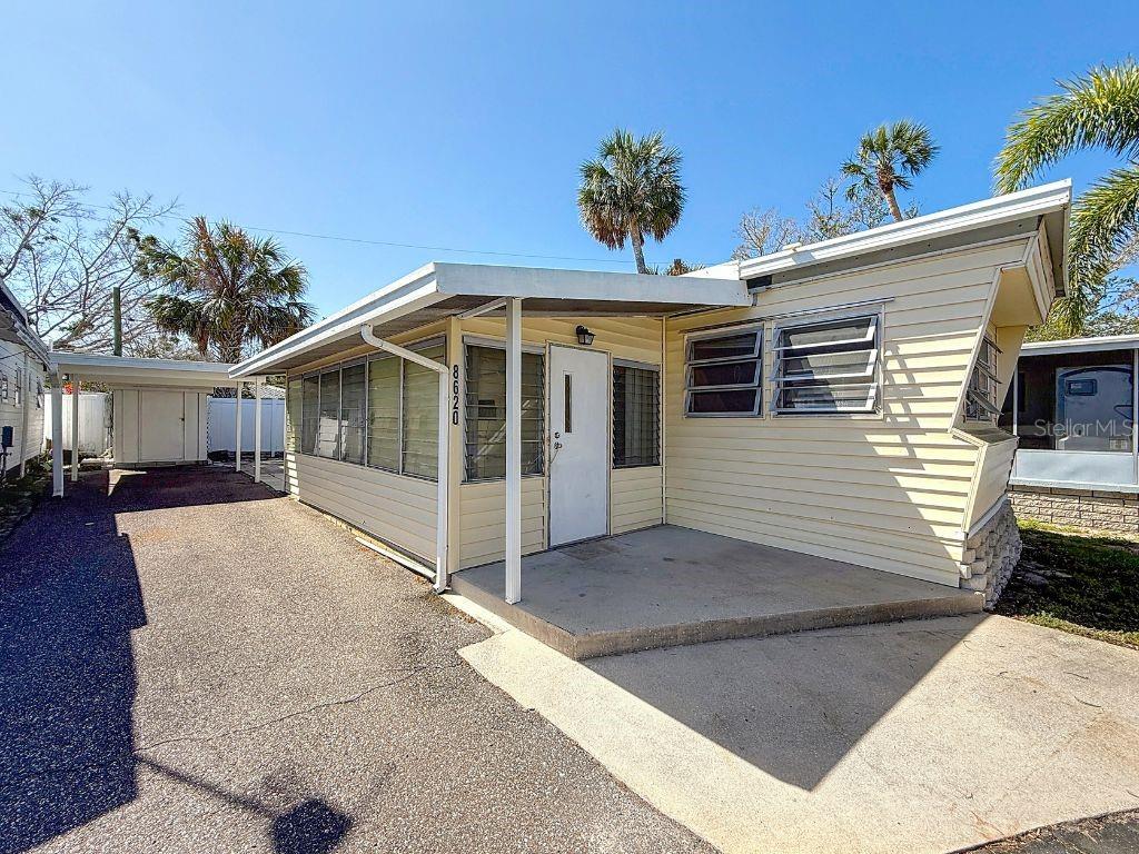 Details for 8620 42nd Place 13, ST PETERSBURG, FL 33709