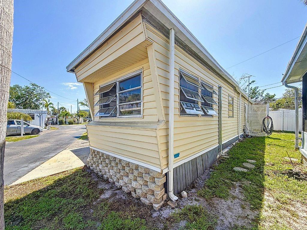 Listing photo id 0 for 8620 42nd Place 13