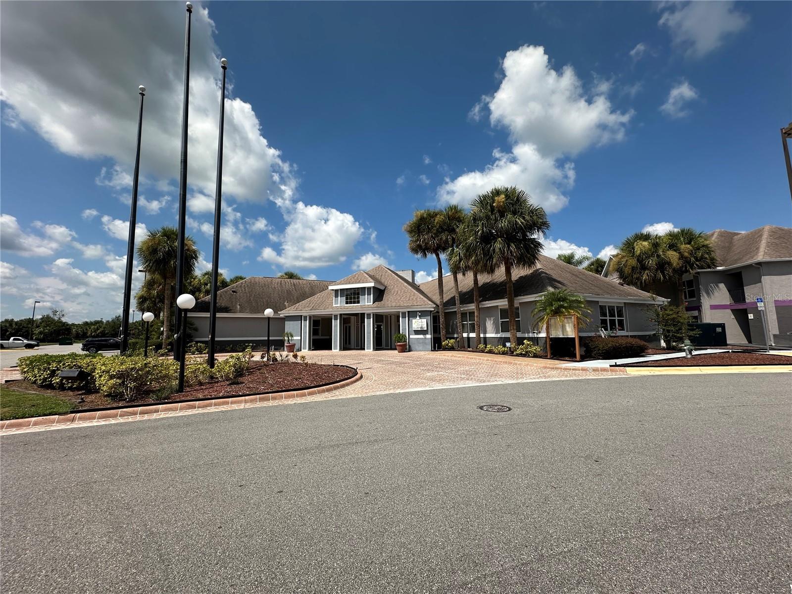 Image 39 of 40 For 3100 Parkway Boulevard 123