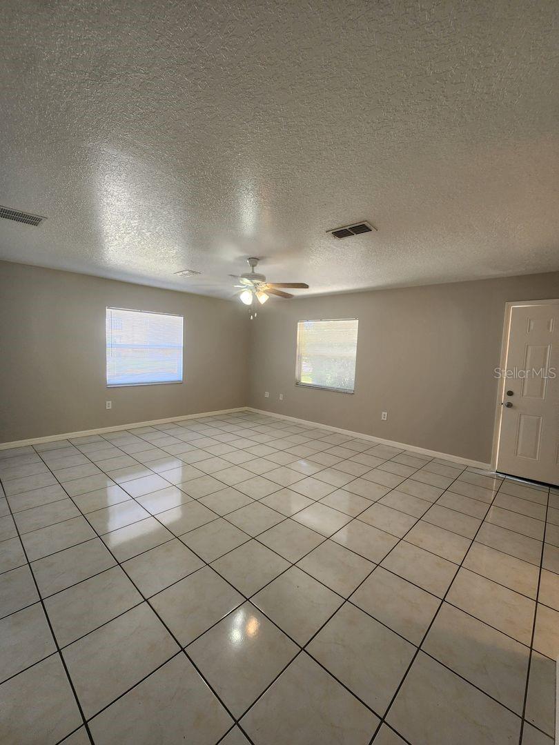 Image 11 of 22 For 319 Baccarat Court A