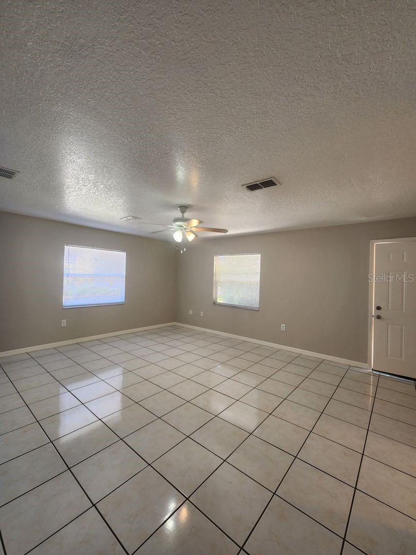 Image 12 of 22 For 319 Baccarat Court A