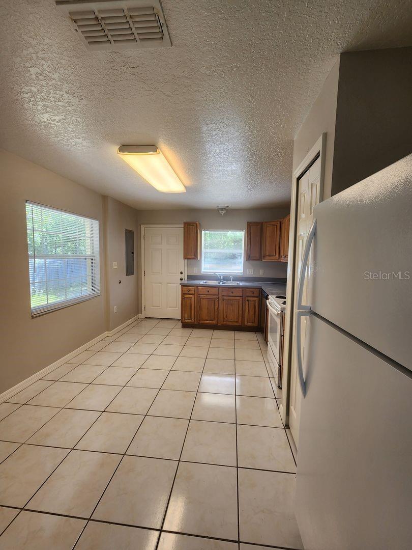 Image 14 of 22 For 319 Baccarat Court A