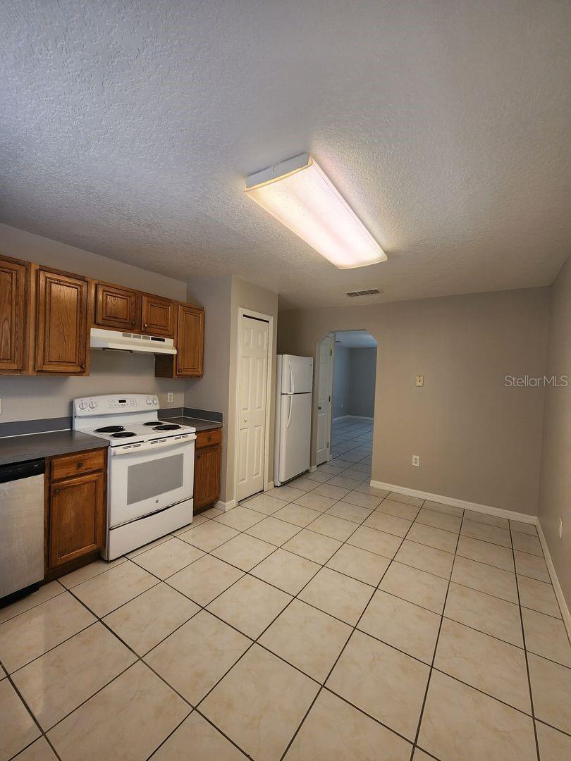 Image 6 of 22 For 319 Baccarat Court A