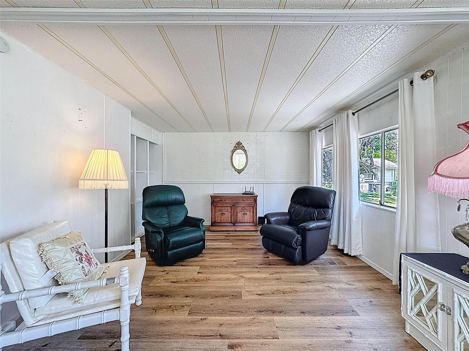 Image 12 of 60 For 3249 Susan Drive