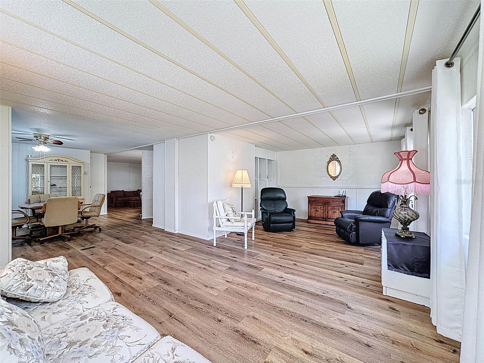 Image 13 of 60 For 3249 Susan Drive